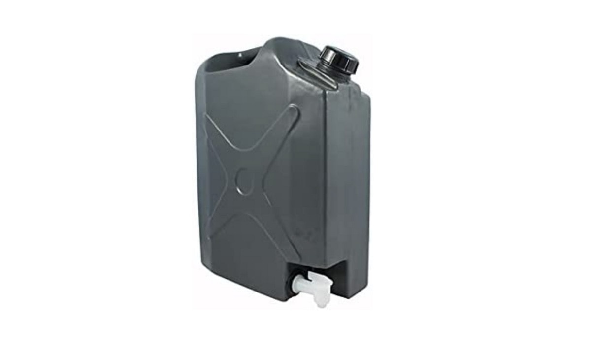 Front runner plastic water jerry can